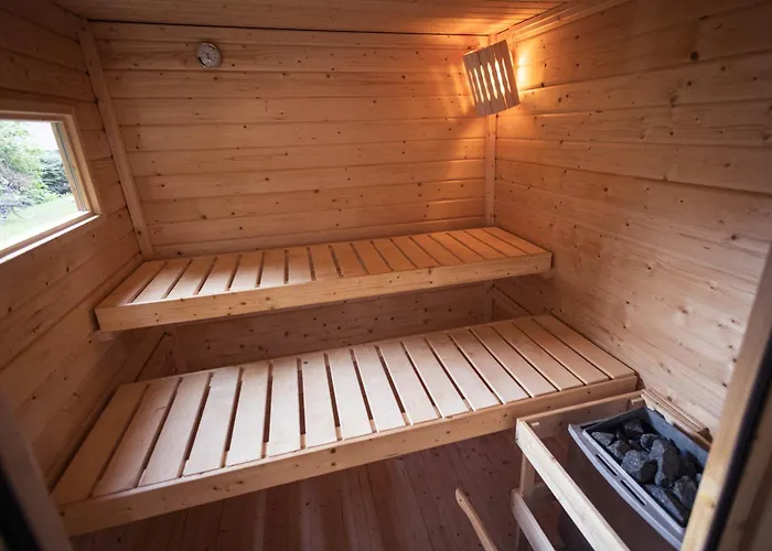 Tibor A Luna 3* Černý Dŭl